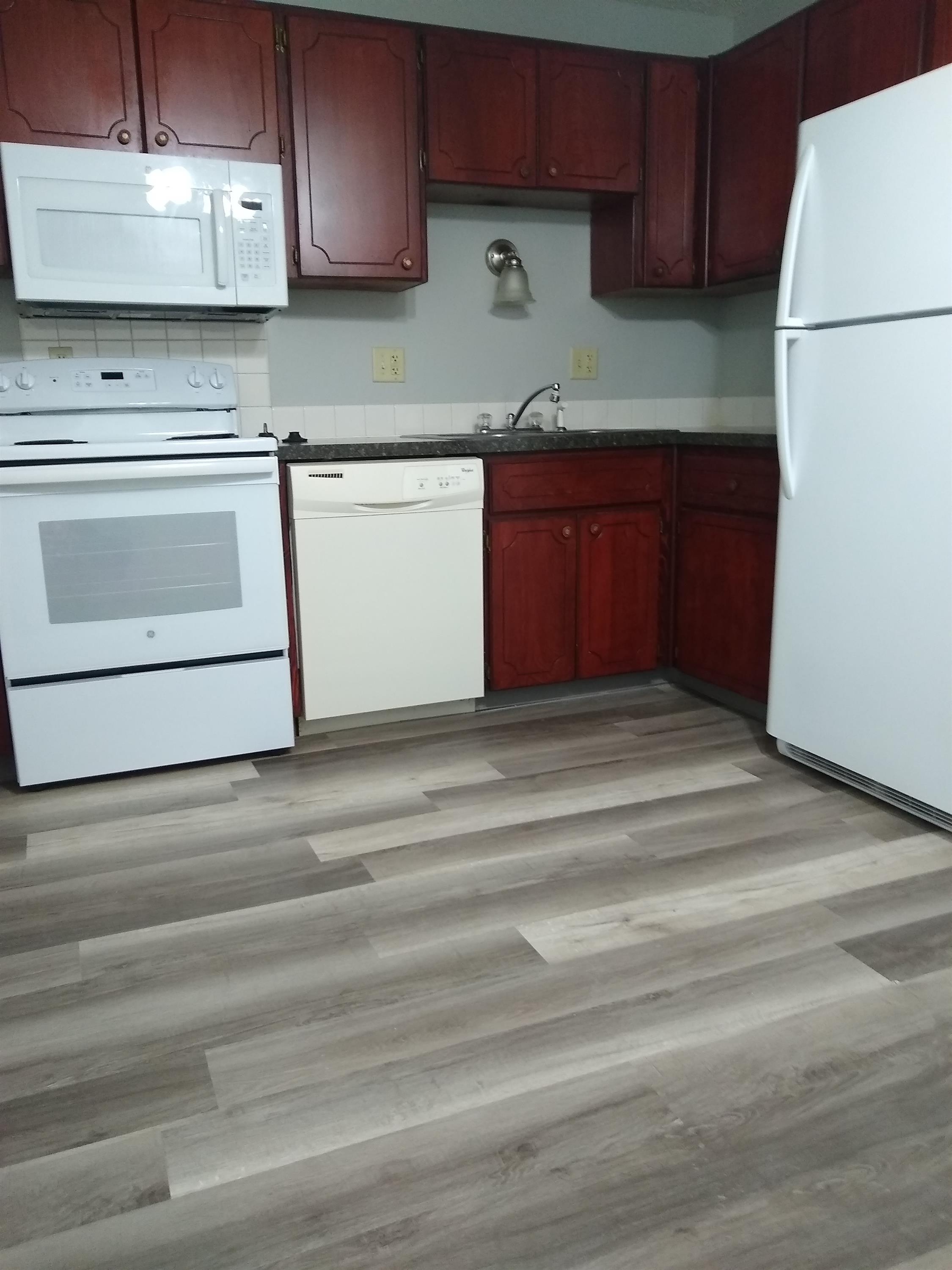 3001 Woodland Ave - 2